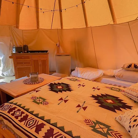 Apartment Tipi Ottawa