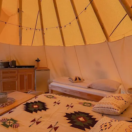 Tipi Ottawa Apartment Falkenburg