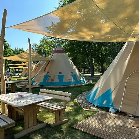 Apartment Tipi Ottawa