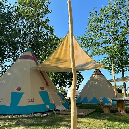 Tipi Ottawa Falkenburg